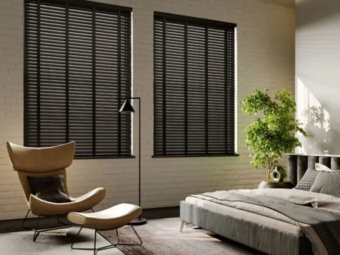 Blinds-fit-business-for-sale-install-vertical-venetian-Ellis-and-Ellisbusinesstransferagents